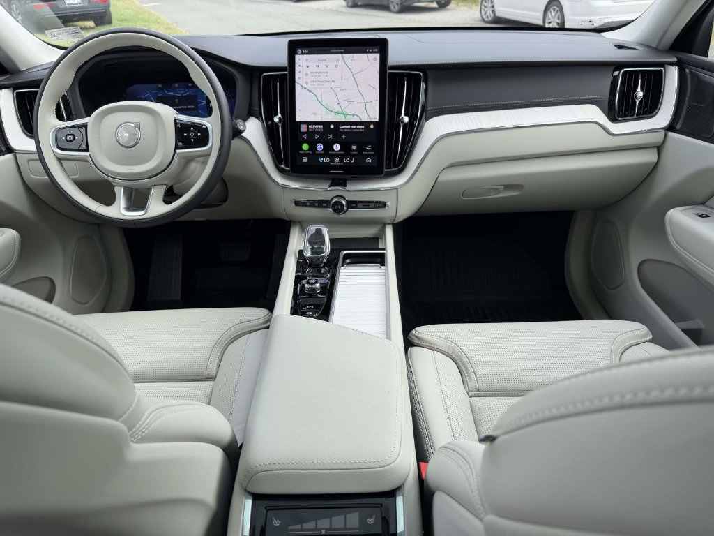 New 2026 Volvo XC60 B5 Ultra w/ Protection Package Premier AWD/4WD image 2