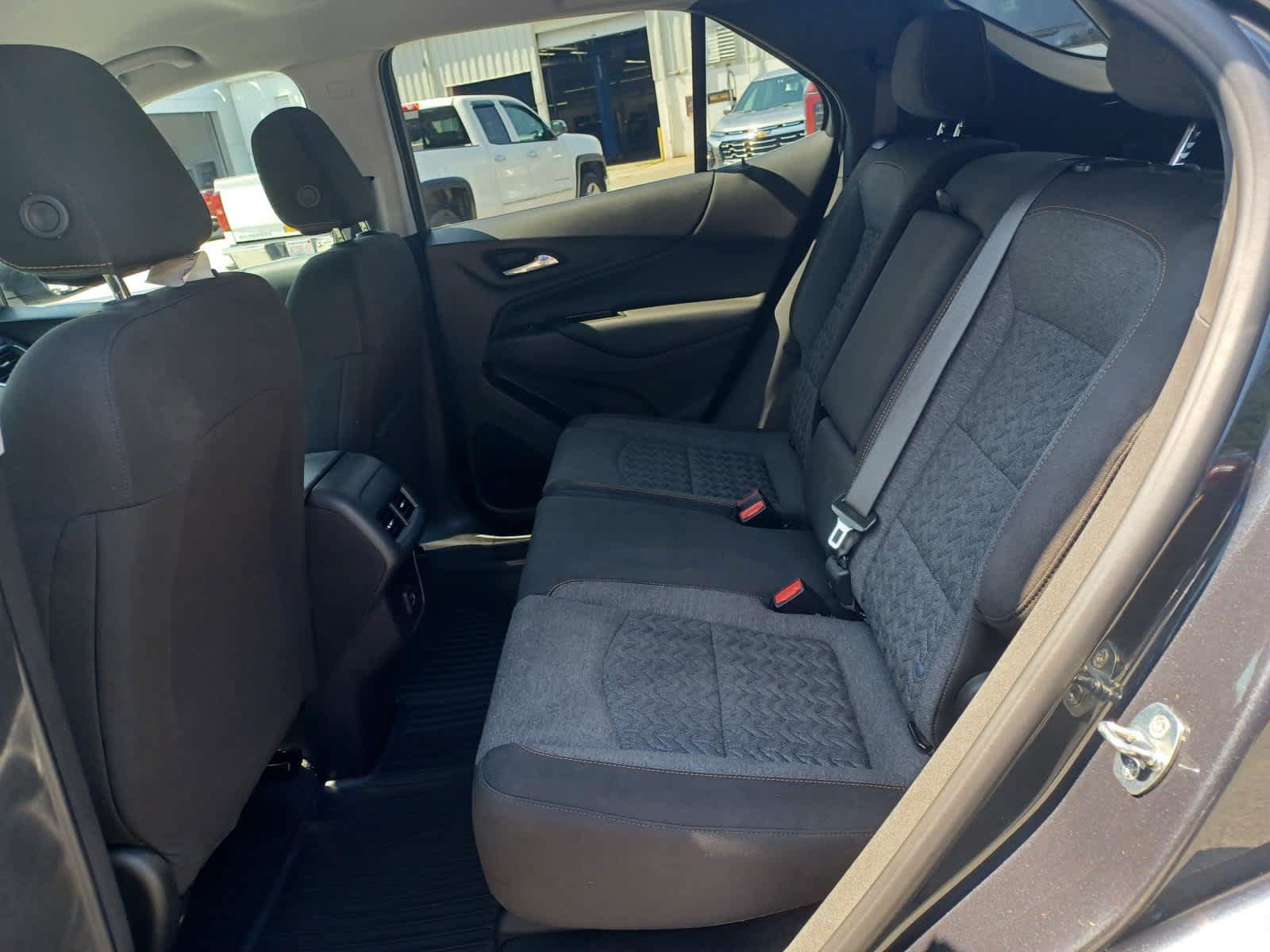 Used 2023 Chevrolet Equinox LT AWD/4WD image 16