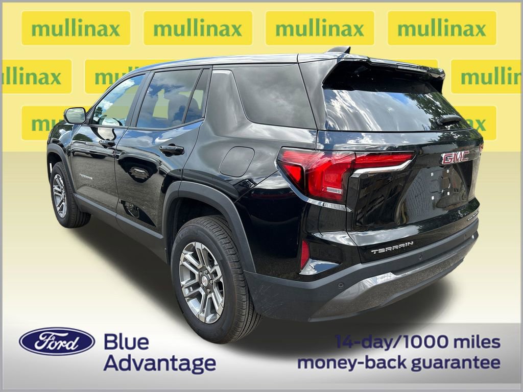 Used 2026 GMC Terrain Elevation FWD image 3