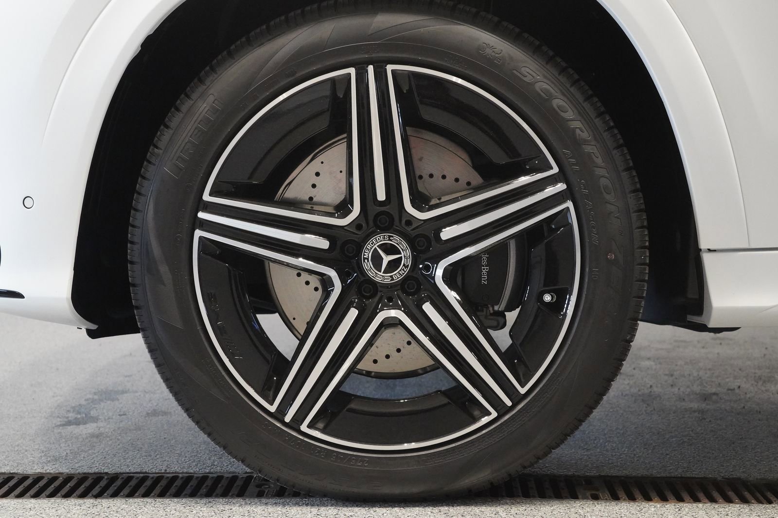 New 2026 Mercedes-Benz GLE 450 4MATIC image 11