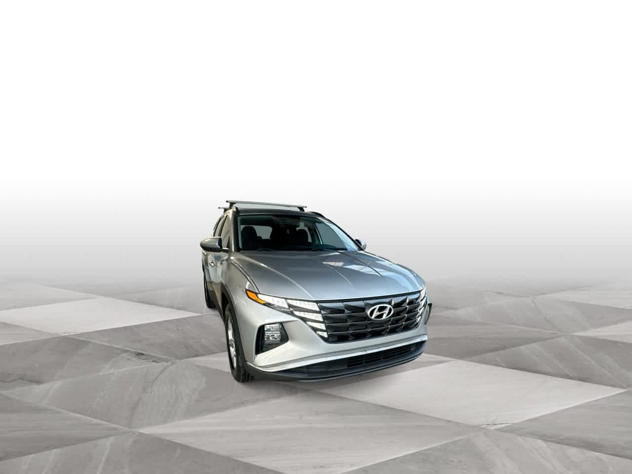 Used 2023 Hyundai Tucson SEL FWD image 2