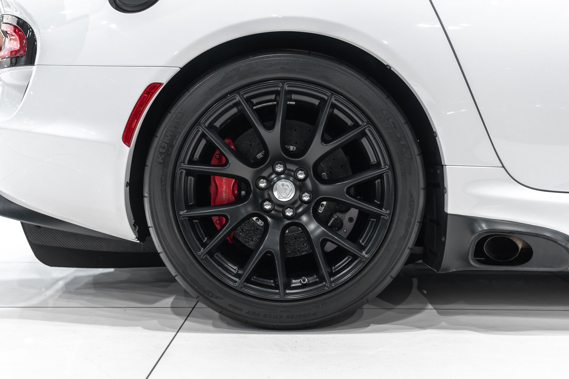Used 2016 Dodge Viper ACR w/ Extreme Aero Package RWD image 59