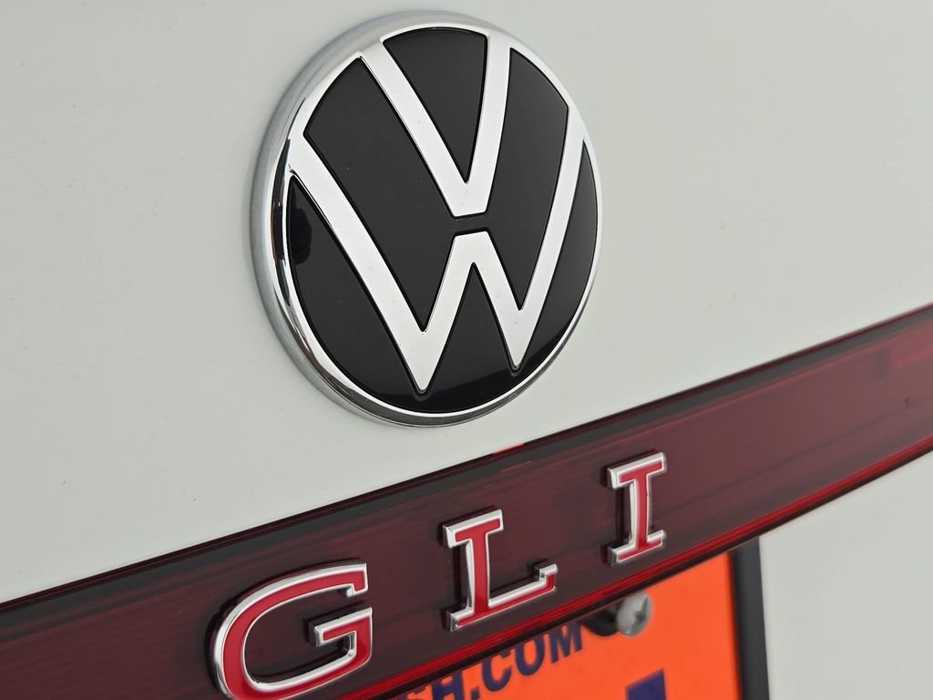 Used 2025 Volkswagen Jetta GLI Autobahn FWD image 35