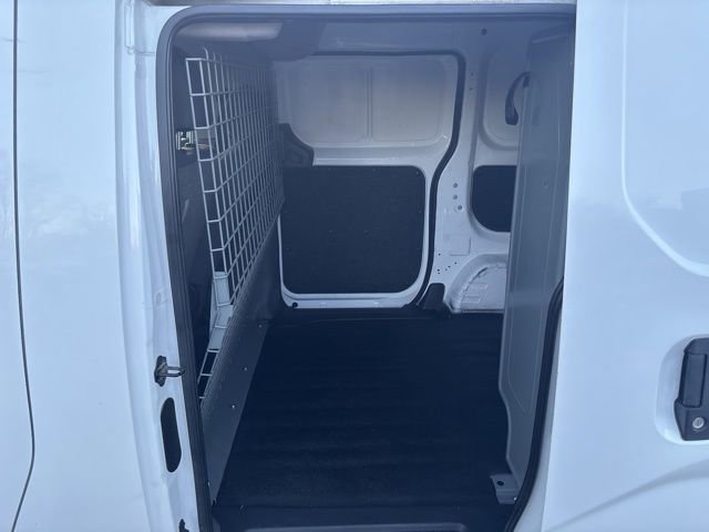 Used 2015 Nissan NV200 S w/ Cruise Control Package image 21
