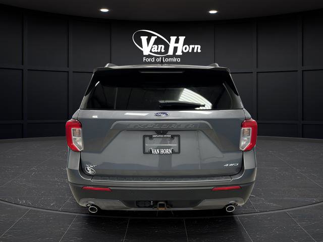Used 2021 Ford Explorer XLT w/ XLT Sport Appearance Package image 4