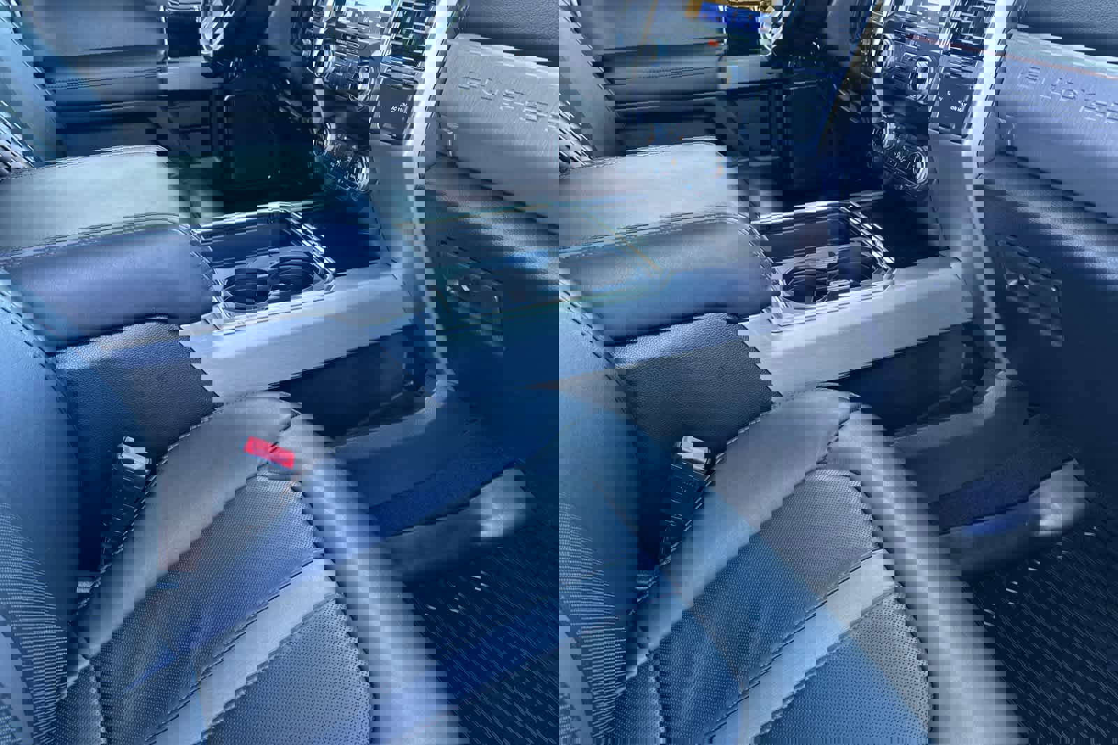 Certified 2020 Ford F250 Platinum w/ FX4 Off-Road Package image 15