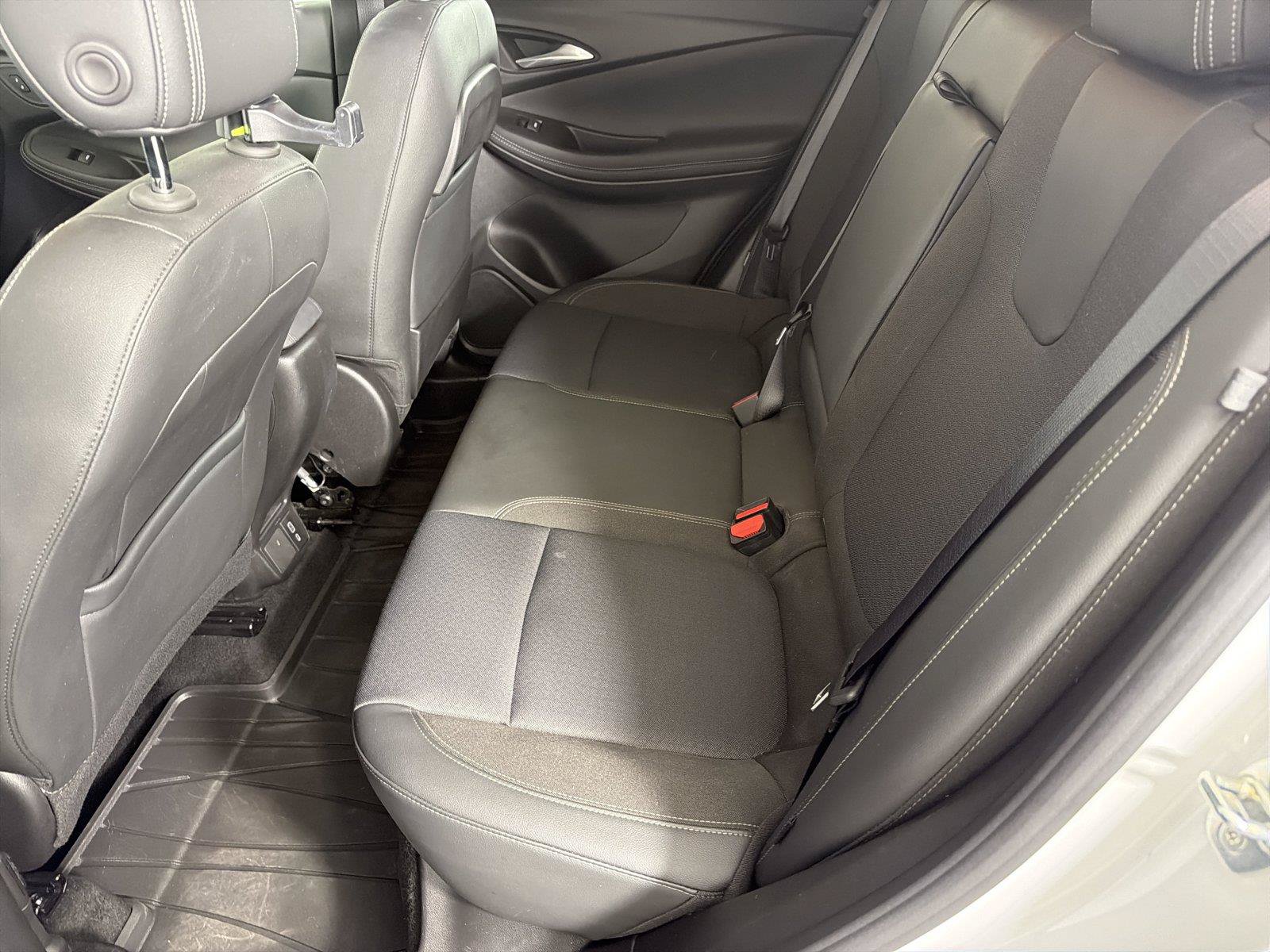 Used 2020 Buick Encore GX Select FWD image 18