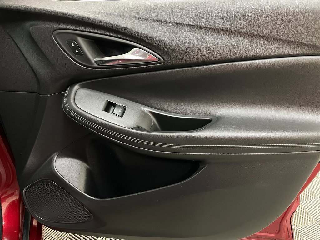 Used 2023 Buick Encore GX Select w/ Experience Buick Package image 38