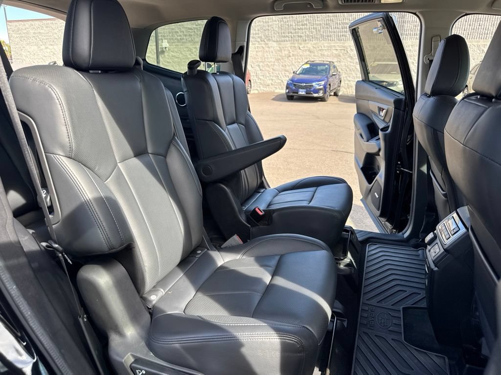 Certified 2025 Subaru Ascent Bronze Edition AWD/4WD image 15