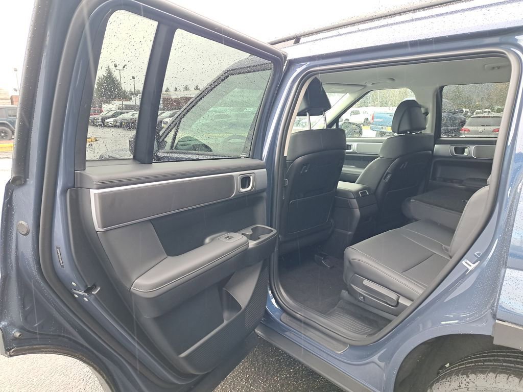 Used 2026 Hyundai Santa Fe SEL image 12