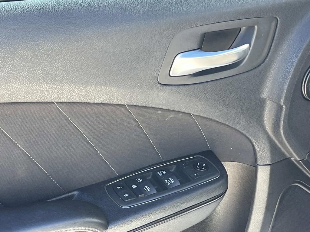 Used 2021 Dodge Charger R/T w/ Blacktop Package image 11