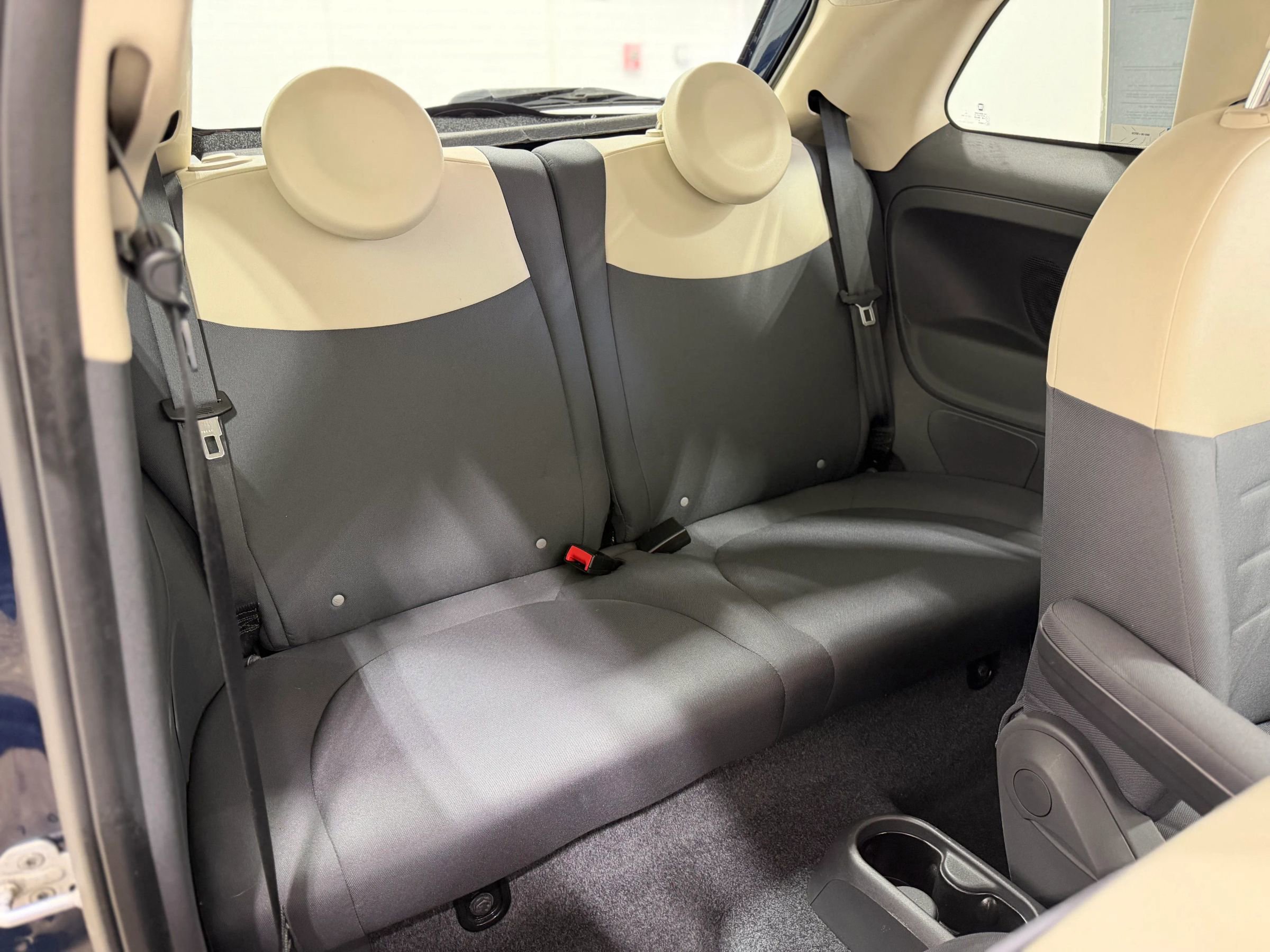 Used 2015 FIAT 500 Pop image 30