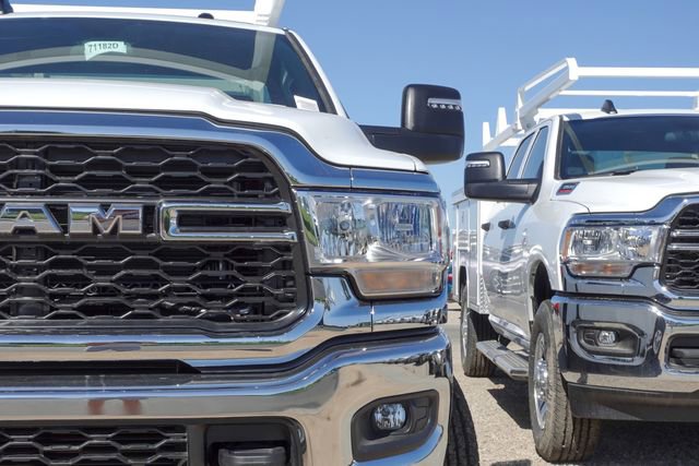 New 2024 RAM 3500 Tradesman w/ Chrome Appearance Group image 3