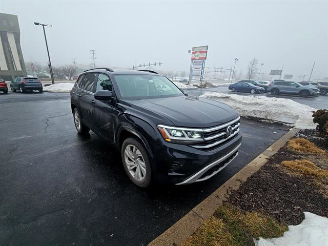 Used 2021 Volkswagen Atlas SE w/ Panoramic Sunroof Package