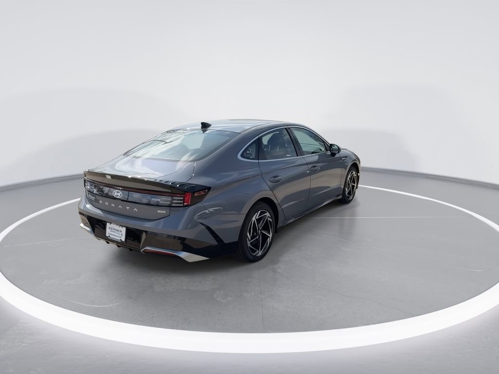 New 2026 Hyundai Sonata SEL AWD/4WD image 8