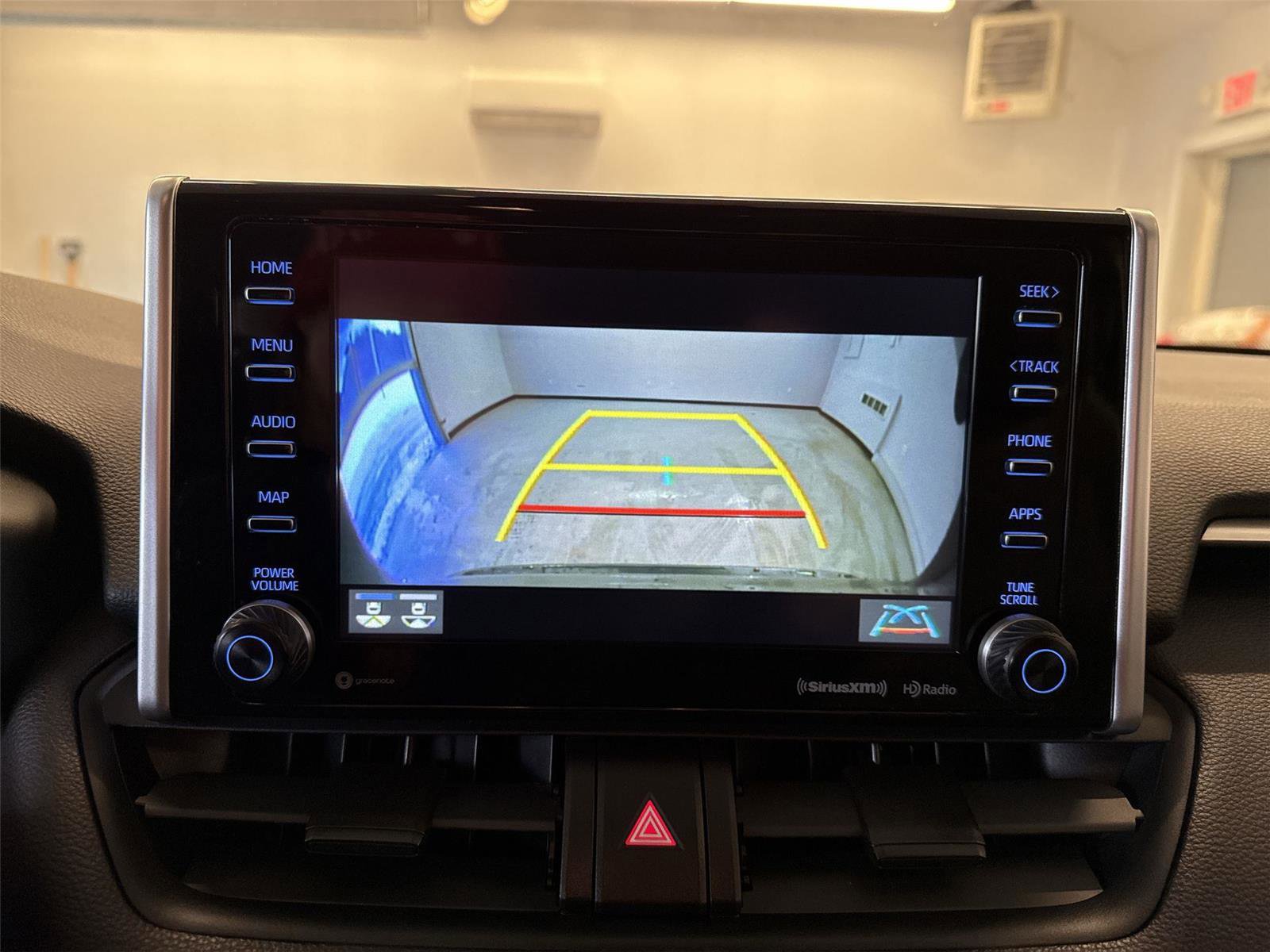 Used 2019 Toyota RAV4 XLE w/ Convenience Package image 23