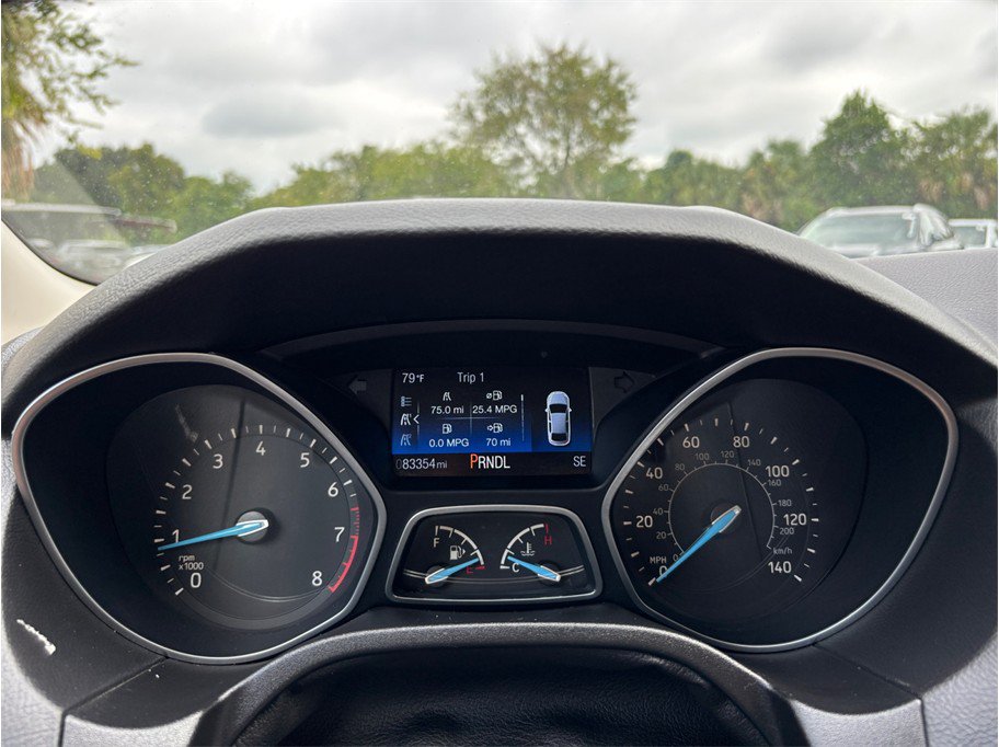 Used 2015 Ford Focus SE FWD image 17