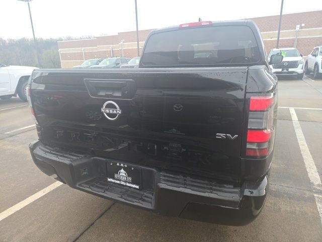 Used 2022 Nissan Frontier SV image 5