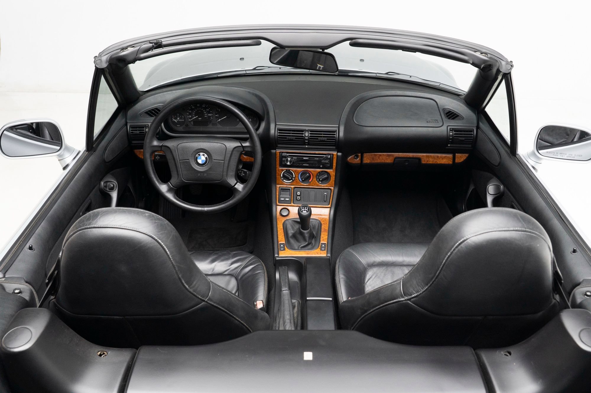 Used 1997 BMW Z3 1.9 RWD image 2