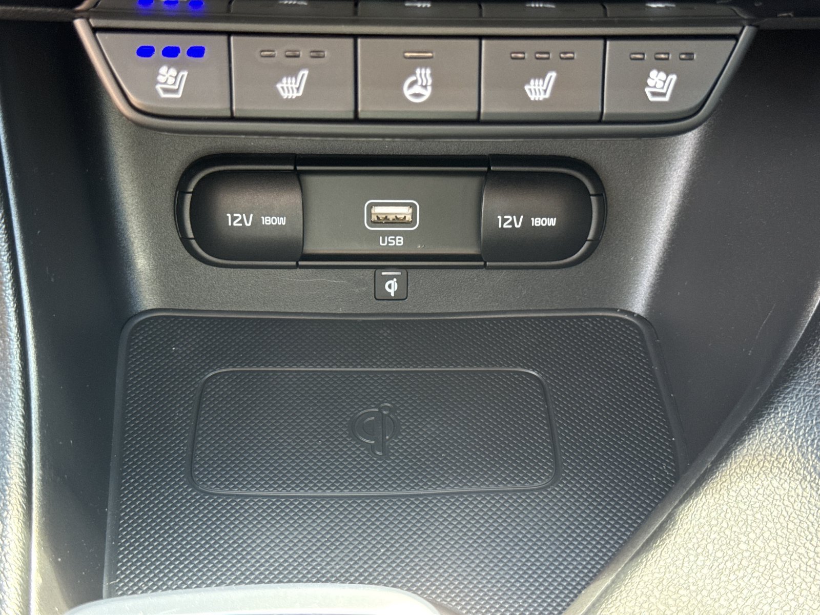 Used 2022 Kia Sportage EX w/ EX Technology Package FWD image 34