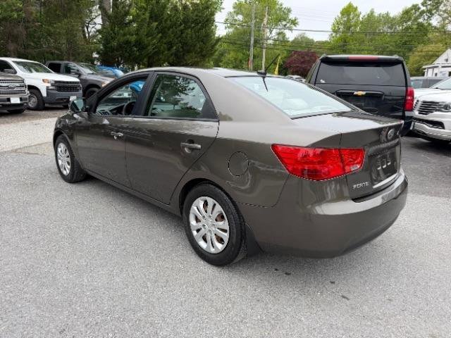 Used 2011 Kia Forte EX FWD image 3