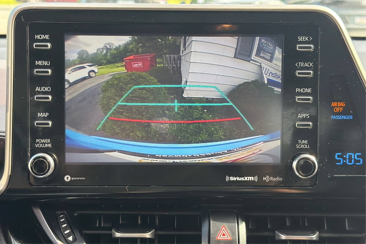 Used 2019 Toyota C-HR Limited FWD image 29