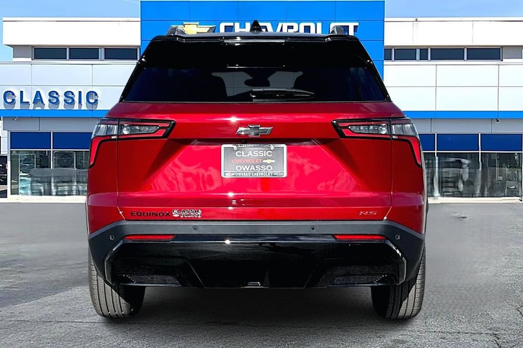 New 2026 Chevrolet Equinox RS w/ Convenience Package III FWD image 4
