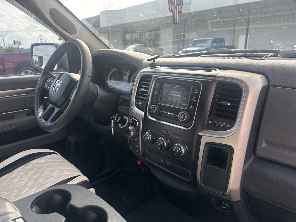 Used 2015 RAM 1500 SLT AWD/4WD image 23