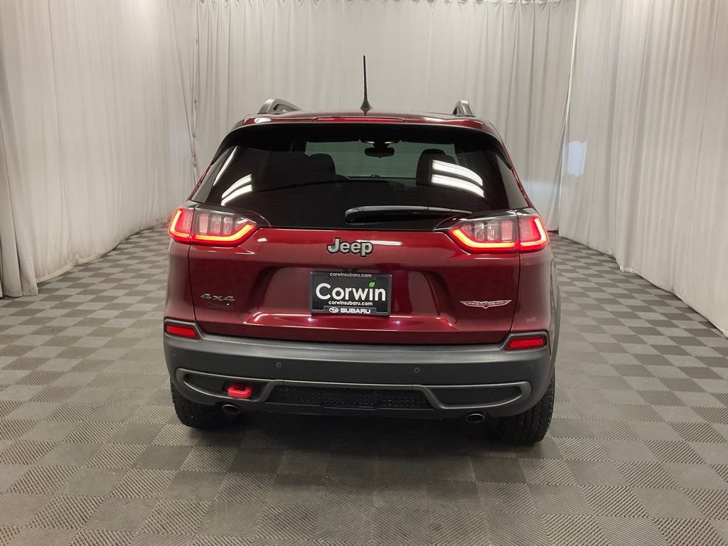 Used 2019 Jeep Cherokee Trailhawk w/ Cold Weather Group AWD/4WD image 5