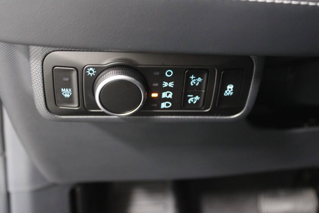 New 2025 Ford Mustang Mach-E Select image 36