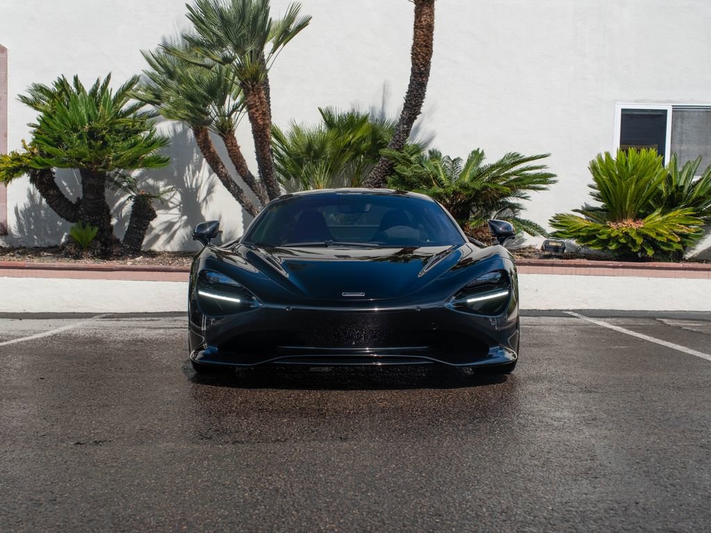 Used 2024 McLaren 750S image 2