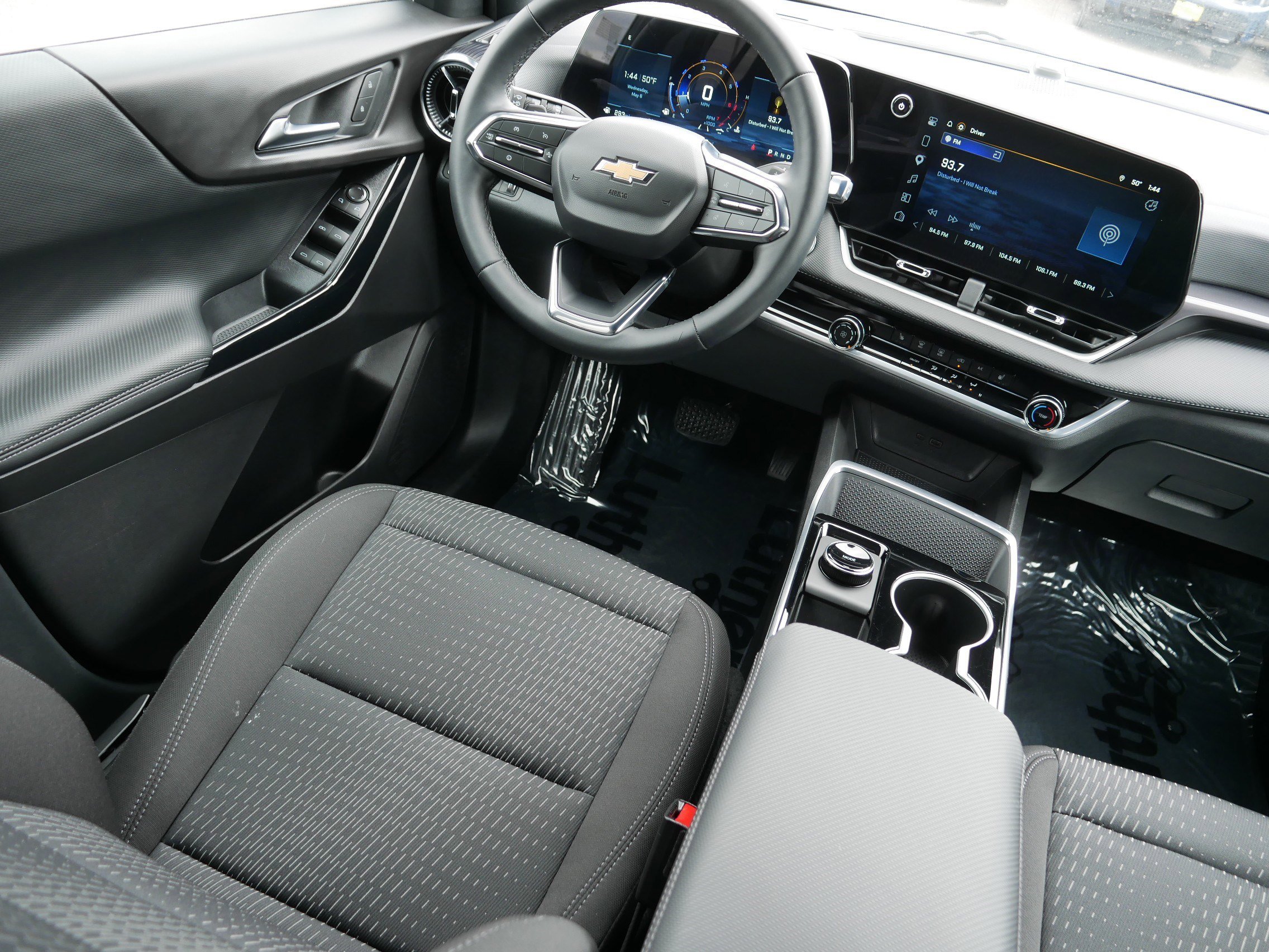 Used 2026 Chevrolet Equinox LT AWD/4WD image 9
