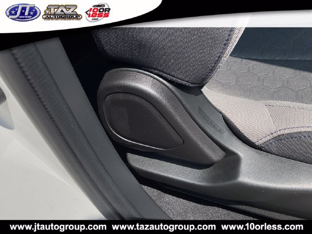Used 2025 Subaru Forester AWD/4WD image 15