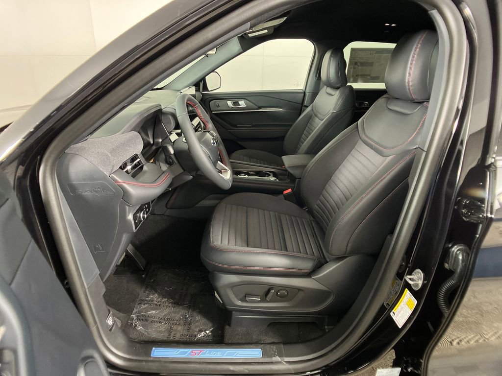 New 2026 Ford Explorer ST-Line image 28