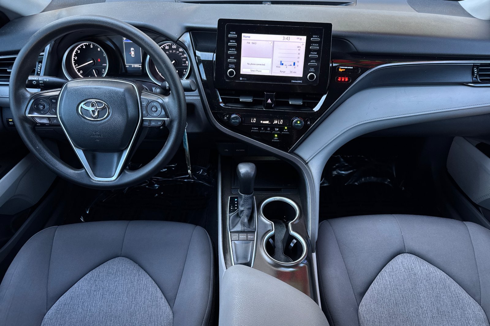 Used 2024 Toyota Camry LE FWD image 14