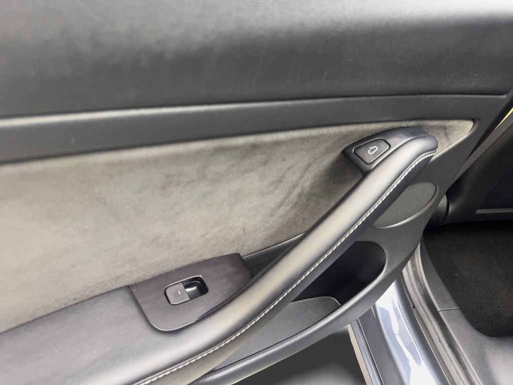 Used 2021 Tesla Model 3 Standard Range Plus RWD image 38