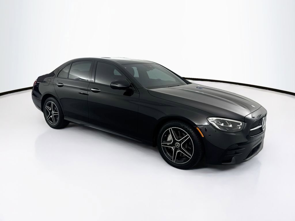 Used 2023 Mercedes-Benz E 450 4MATIC Sedan image 3