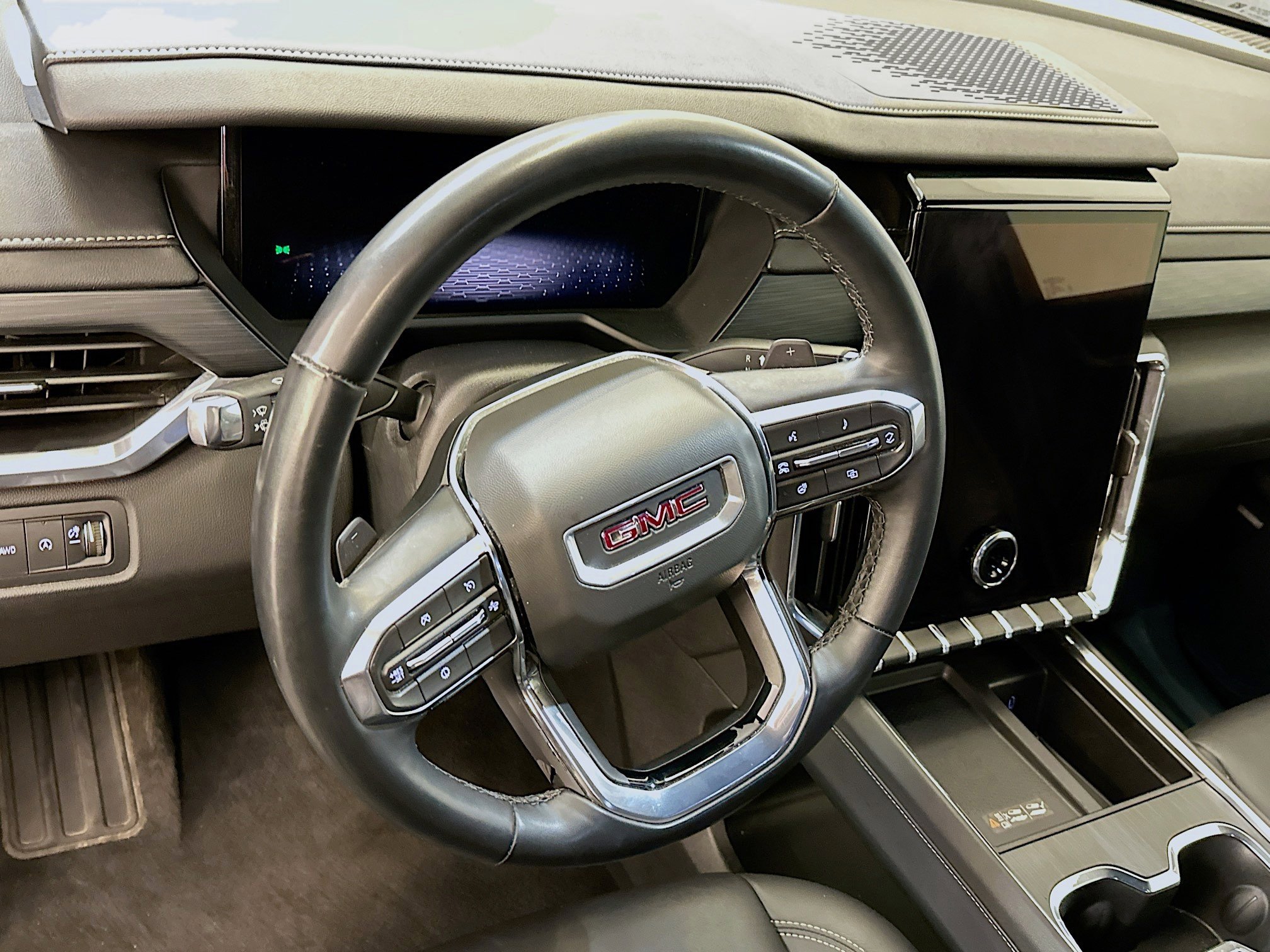 Used 2024 GMC Acadia Elevation image 18