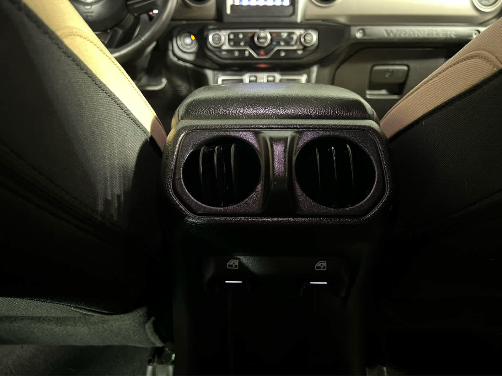 Used 2018 Jeep Wrangler Unlimited Sport S image 10