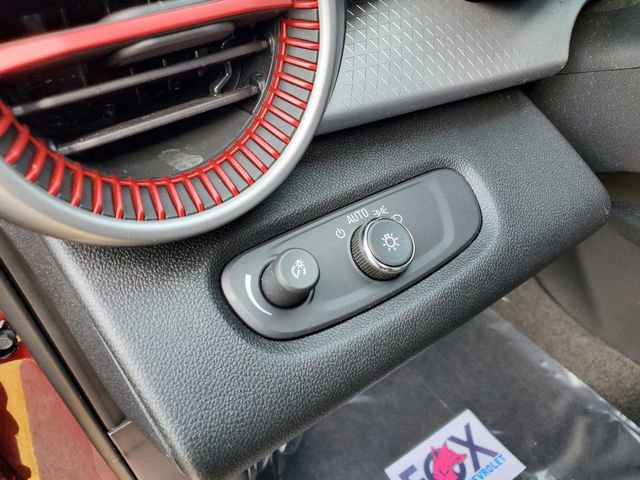 Certified 2024 Chevrolet Trax RS w/ Driver Confidence Package image 20