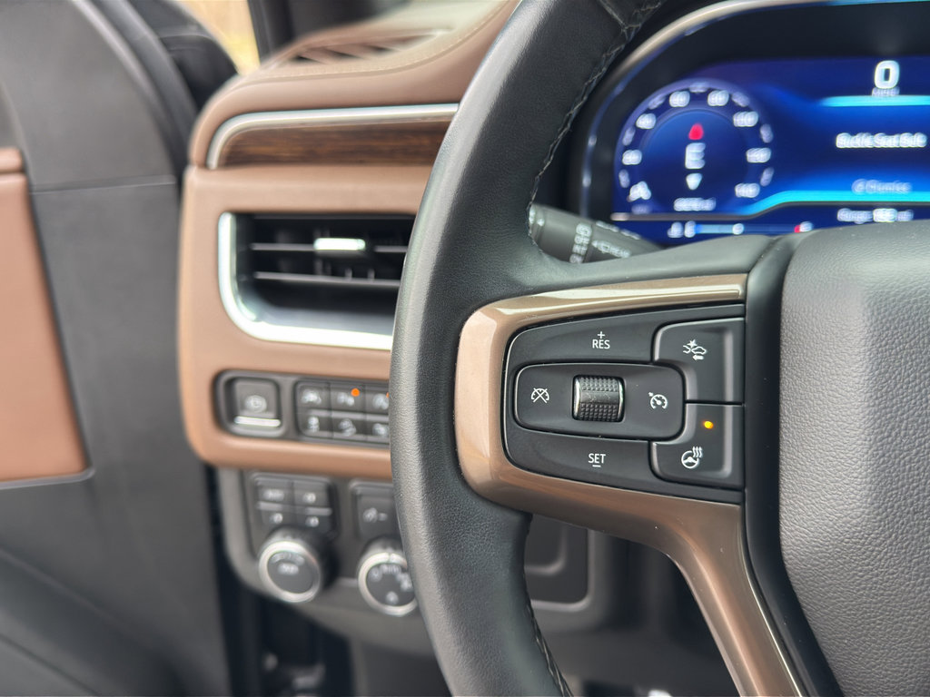 Used 2023 Chevrolet Suburban High Country AWD/4WD image 35
