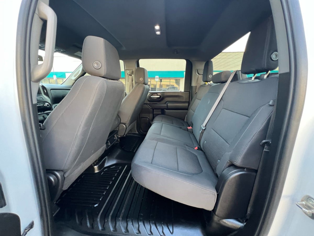 Used 2023 GMC Sierra 3500 Pro w/ Convenience Package AWD/4WD image 17