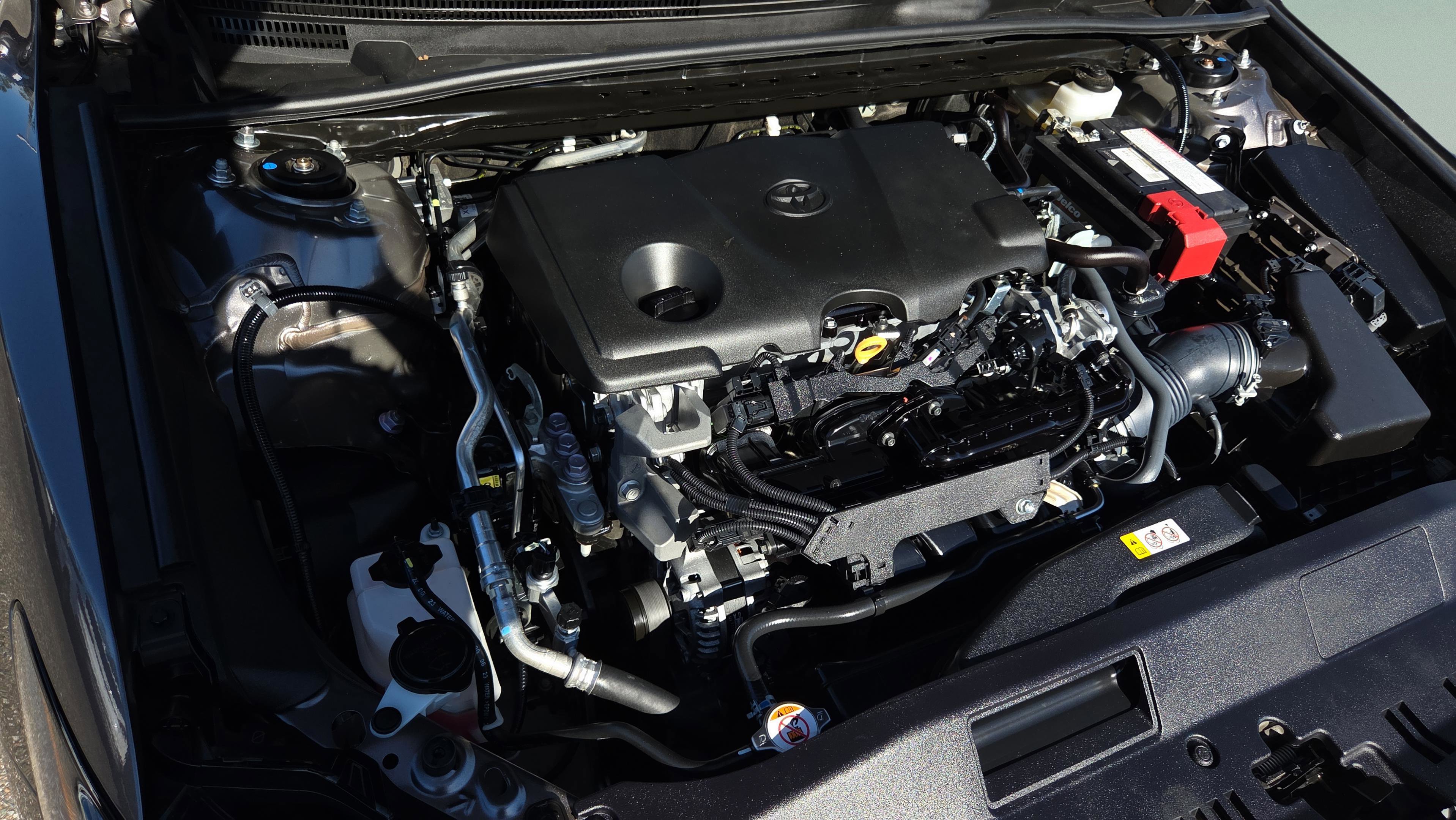 Used 2024 Toyota Camry SE w/ Convenience Package image 28