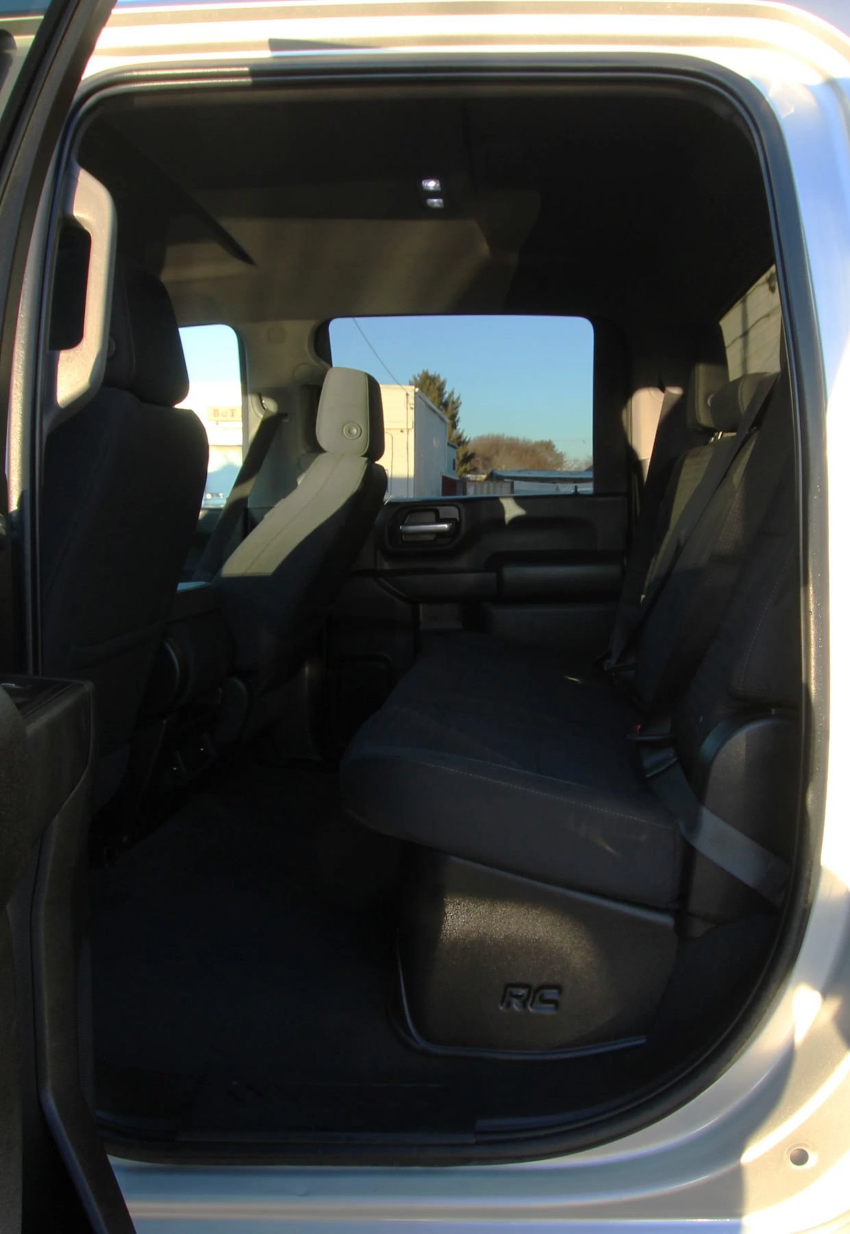 Used 2022 Chevrolet Silverado 2500 Custom w/ Custom Convenience Package AWD/4WD image 11