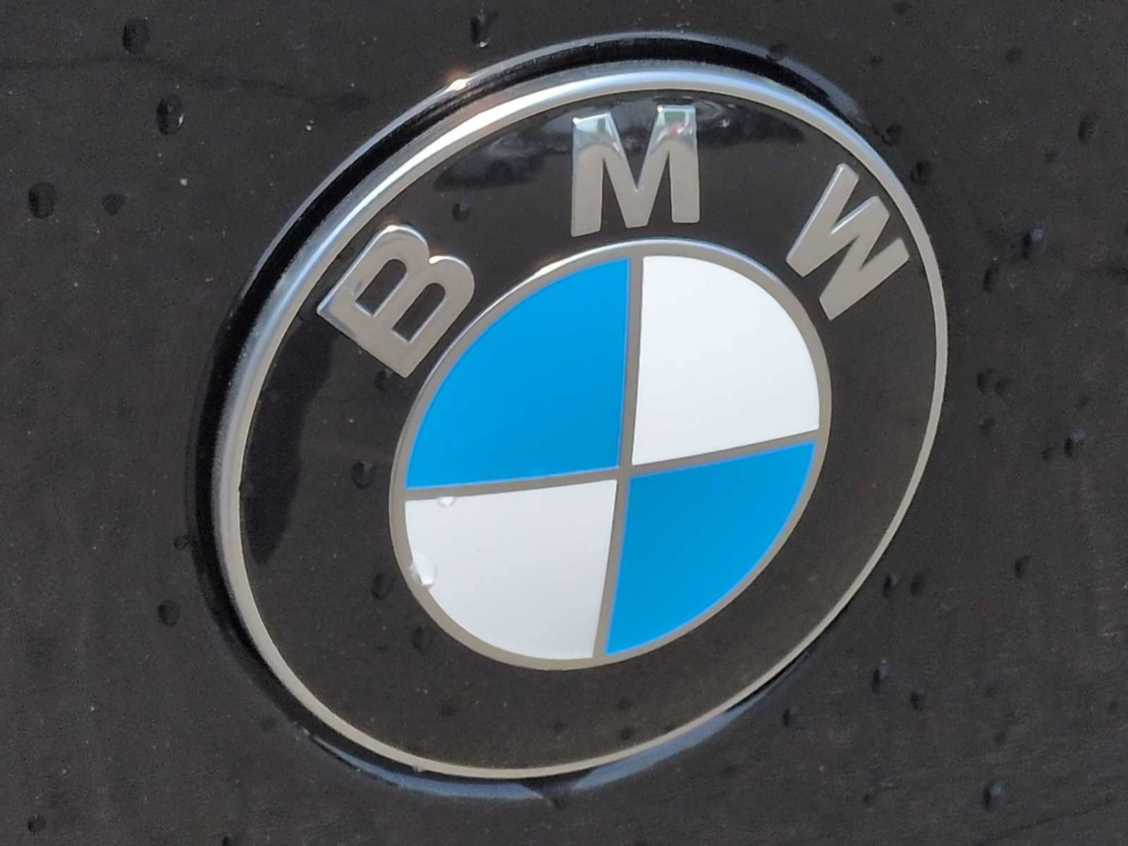 Used 2026 BMW M235i xDrive w/ Technology Package AWD/4WD image 12