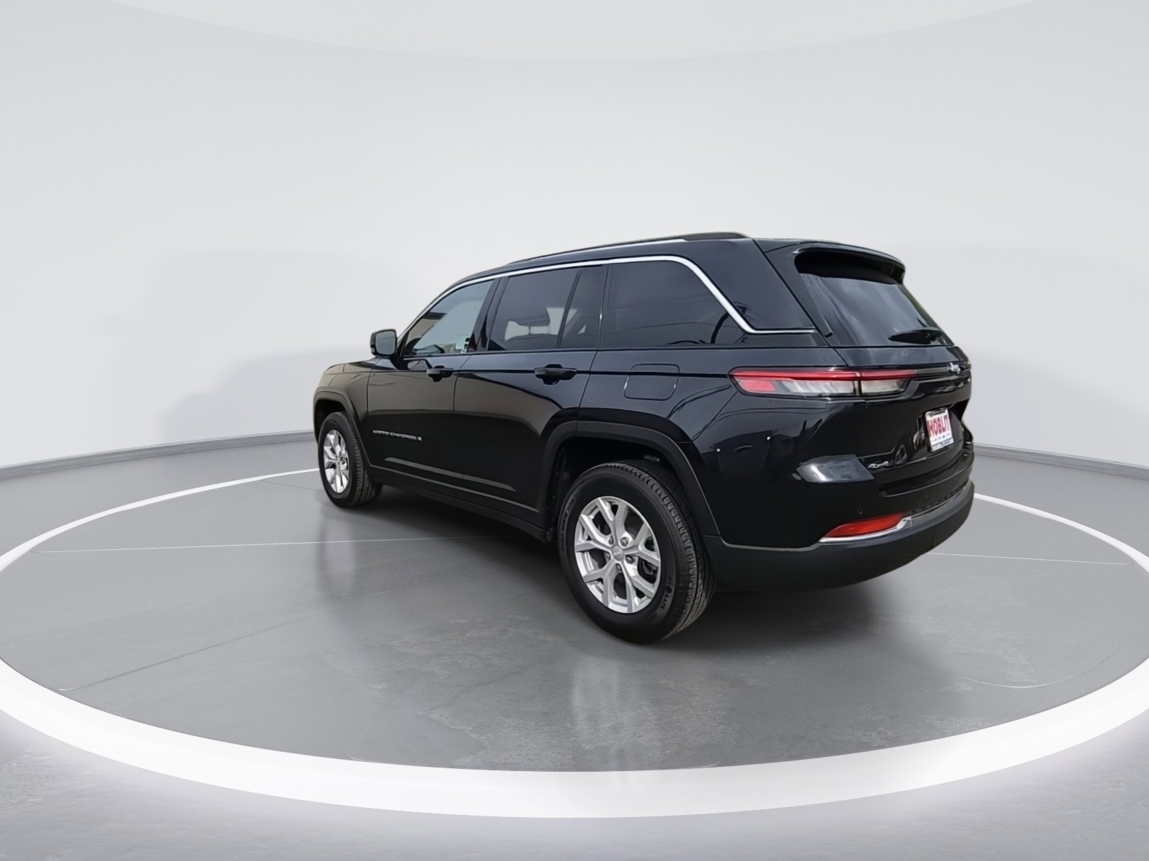 Used 2023 Jeep Grand Cherokee Limited AWD/4WD image 6