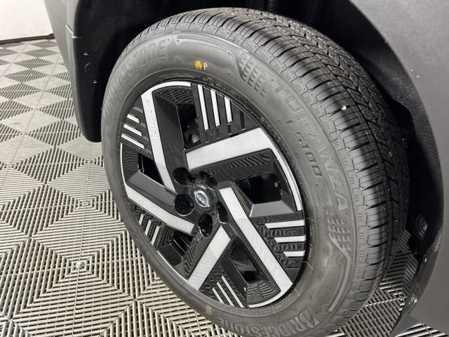 New 2026 Nissan Kicks SV w/ Cold Weather Package FWD image 16