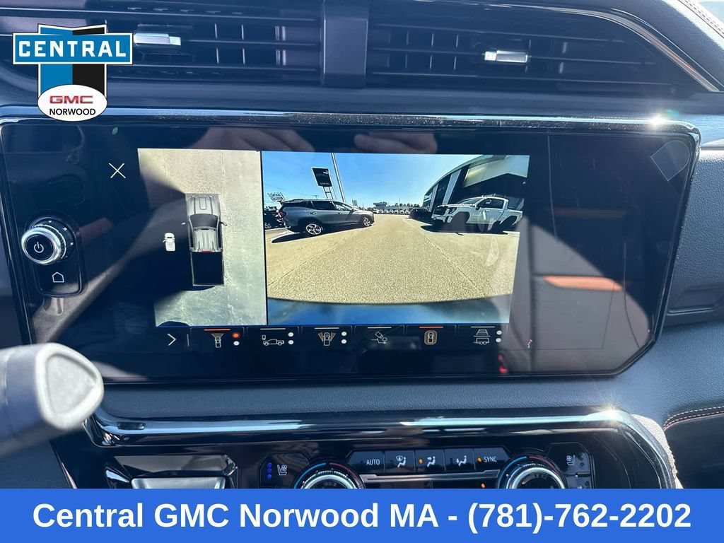 New 2026 GMC Sierra 2500 AT4 w/ AT4 Preferred Package AWD/4WD image 21