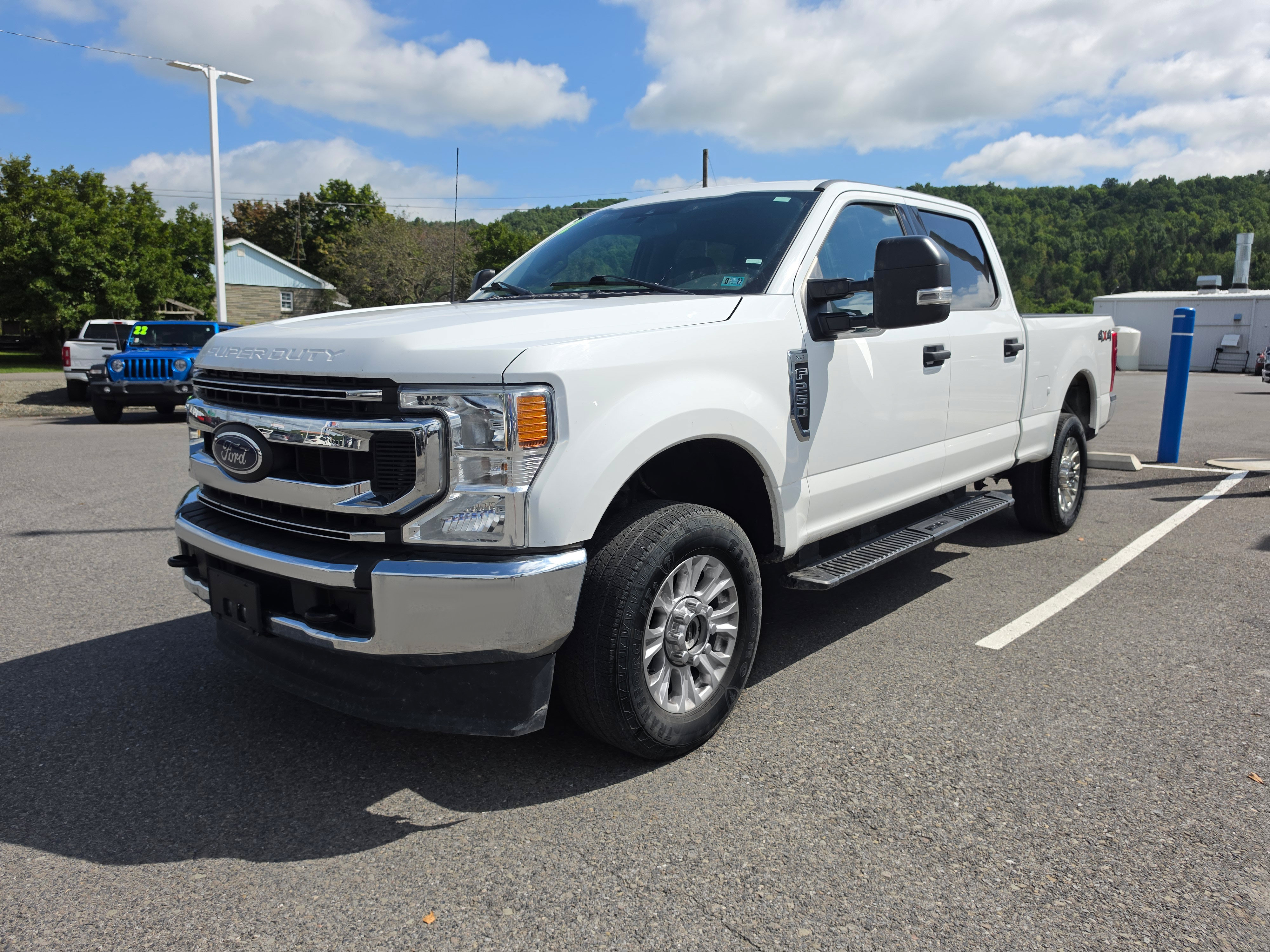 Used 2022 Ford F250 XLT AWD/4WD image 8