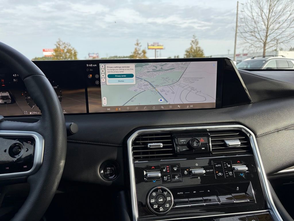 Used 2025 Nissan Armada Platinum image 23